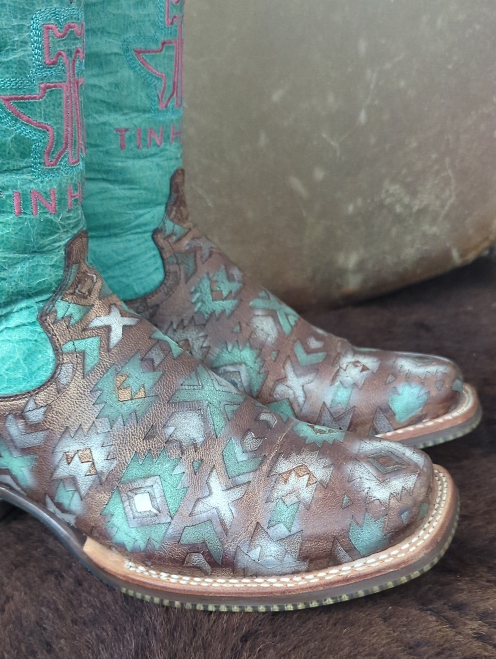 TIN HAUL "Painted Warrior" teal green/blue & brown Aztec square toe boots sz 9.5 - Picture 11 of 16